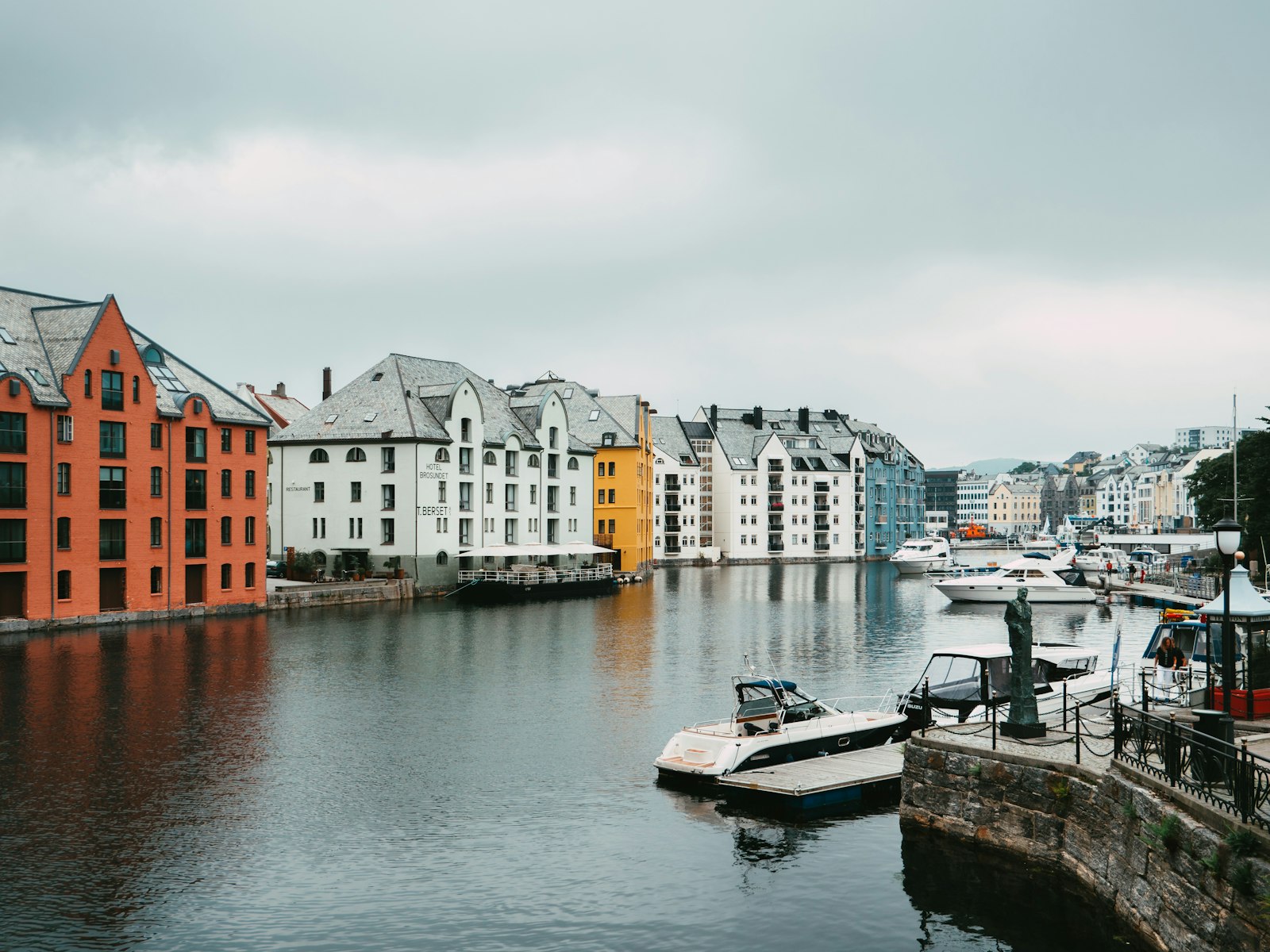Colourful buildings around the Brosundet harbour in Ålesund